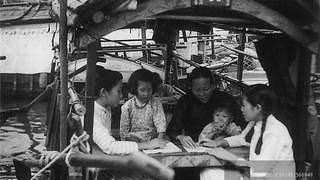 老照片：建国前广州的“疍民”，1954年周总理一句话改变了命运