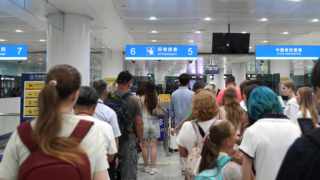 暑期大连空港口岸入境游热度攀升 边检多举措保障高效便捷通关