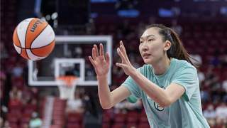 7月29日WNBA常规赛 韩旭首节斩11分助纽约自由人客胜洛杉矶火花