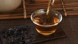 制茶大师称号撤销引行业热议 茶市乱象需各方合力破局