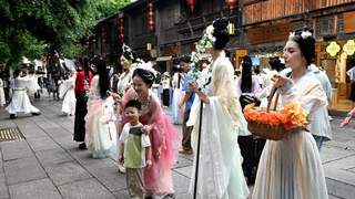 7月25日福州三坊七巷花神巡游展演开演