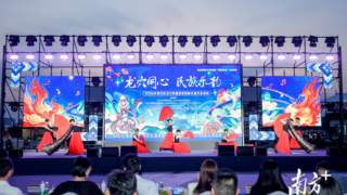 南沙龙穴连续四年办集装箱音乐会 各族群众融在一起铸团结根基