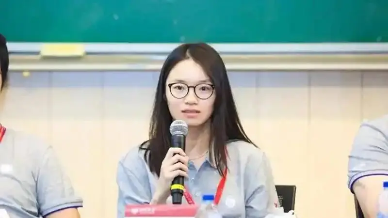 35岁广西籍学者王虹获数学界诺奖菲尔兹奖 获奖后自嘲破圈引关注