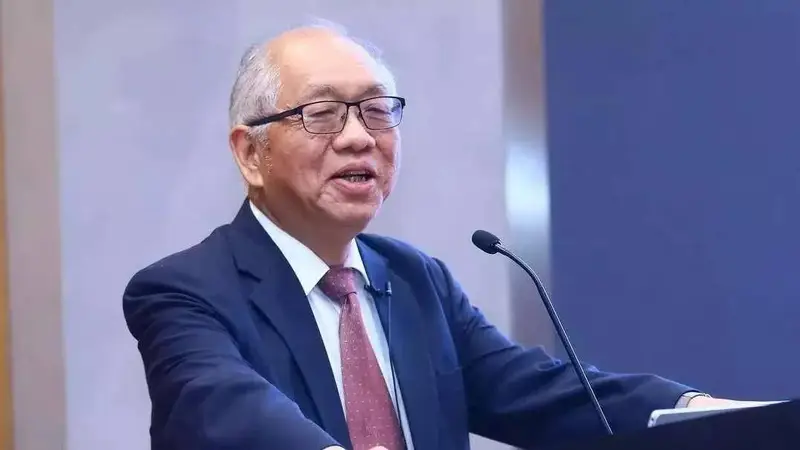 丘成桐撰文致贺 王虹邓煜获数学领域重要奖项