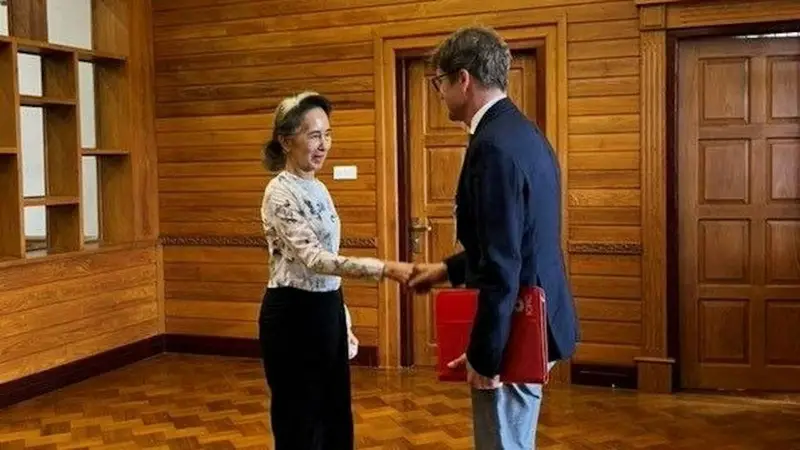 中缅联合声明成效显现 昂山素季回归缅甸现内战谈判窗口