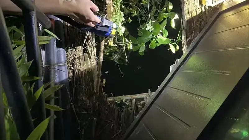 梅州凌晨景区湖边木板断裂 15岁女孩不慎落水溺亡 景区称木板不在维修范围内正协商 警方已介入