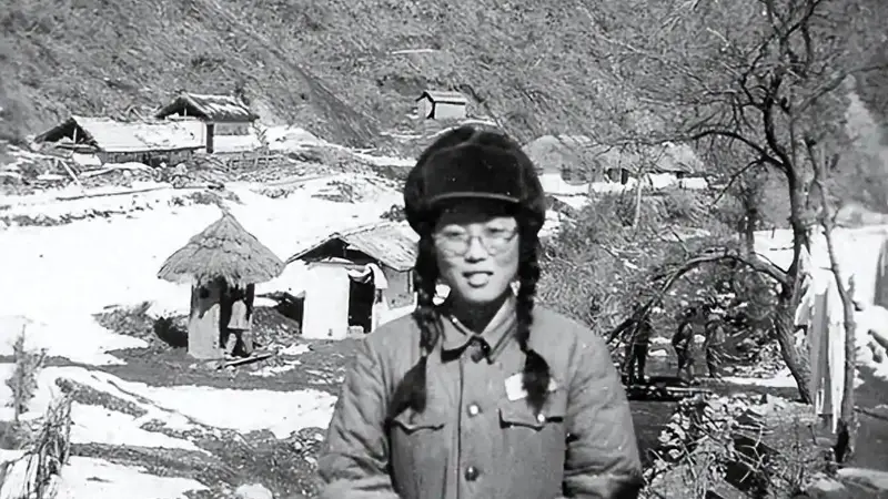 上甘岭战役后她留下千二百余名烈士名册 离岗时空手告别问能否带走被拒