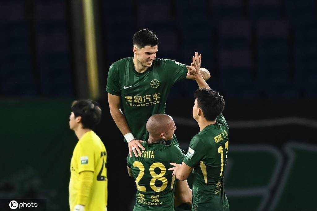 中超-米特里策传射陶强龙替补绝杀 浙江3-2海牛