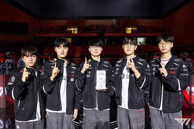 T1晋级正赛后，Bin直言没想到Doran这么菜，粉丝看完都怕了！