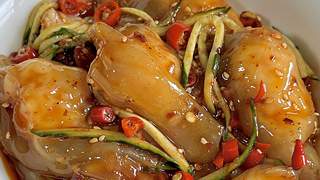 酸辣柠檬虾饺:软糯弹牙,一口就爱上