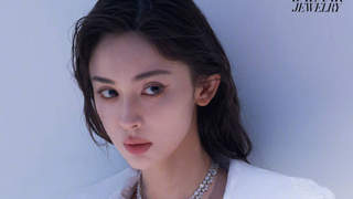 娜扎戴蓝色宝石耳钉 温柔神秘又美艳动人