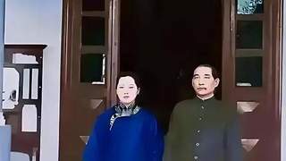 这是30岁的宋庆龄和丈夫孙中山的真实样子，可不是演员演出来的。