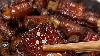 巨巨好吃的糖醋排骨！酸甜入味，连骨头都想啃干净