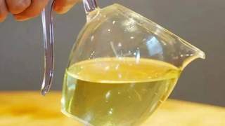 绿茶红茶谁养胃谁伤胃：老武揭秘流传多年的饮茶误区