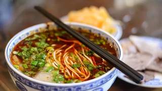 青海人经营的全国三万余家兰州拉面将启动更名