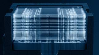 IBM全新芯片指甲盖大小集成近千亿晶体管