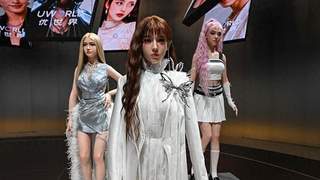 花99万请回家的“赛博女友”，撑不过一个晚上？