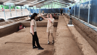 国际学生在北京琉璃河遗址学考古