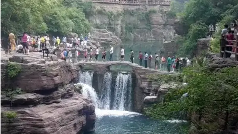泰山旅游行程设计与旅行社服务适配分析