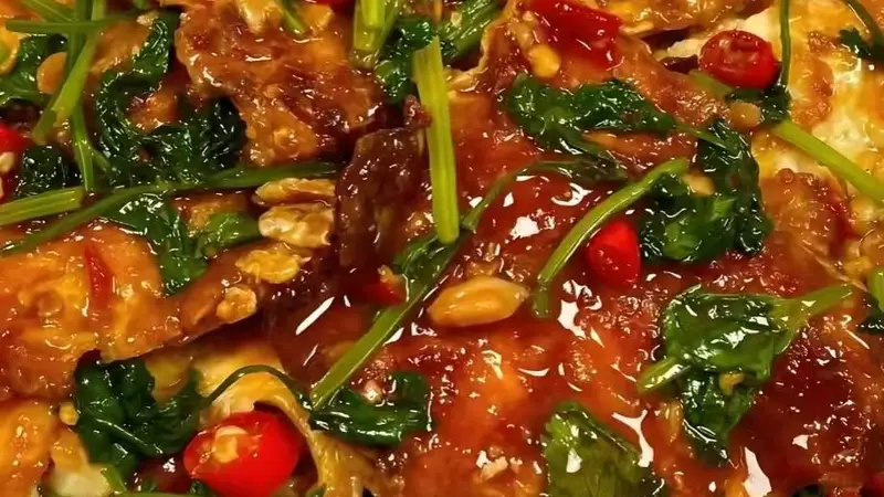 鸡蛋换做法!搅液炸成小酥条 外脆甜嫩超解馋
