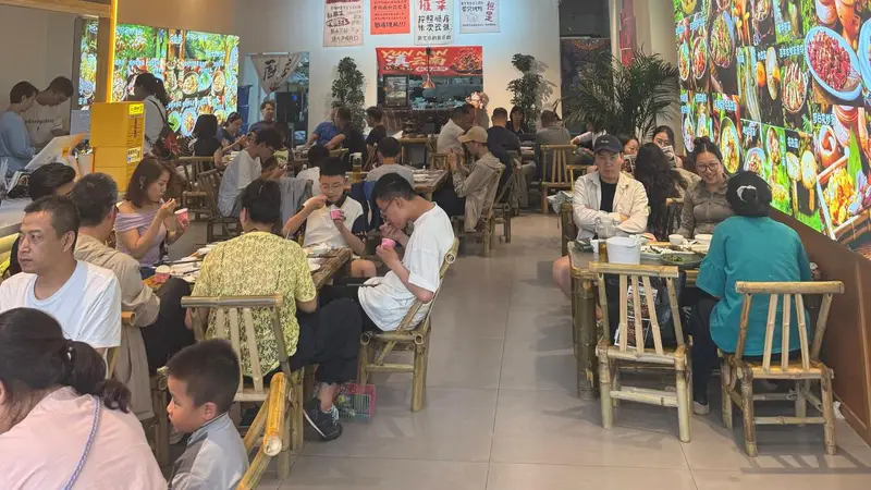 丽江古城区吃边境菜?这四条硬核选店标准速看