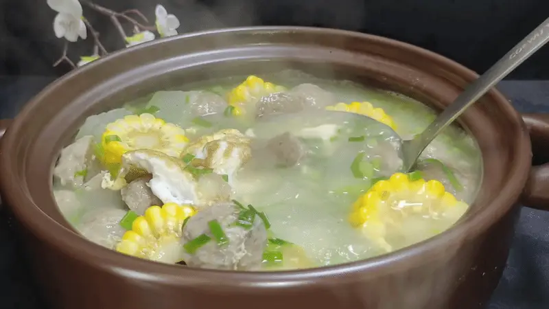 葱香牛肉丸玉米冬瓜汤做法出炉 快手一锅煮开胃下饭