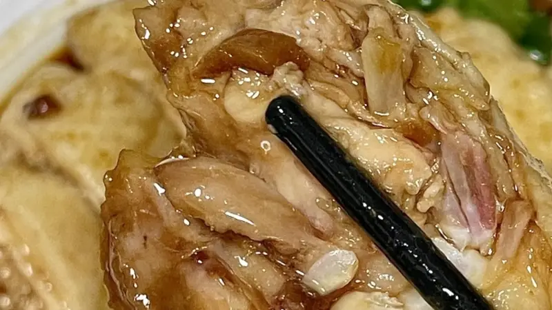 广式香油鸡家常做法出炉 浸煮冰水激脆嫩爆汁口感