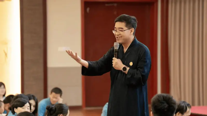 传销犯冒充国学大师 借暴力管教孩子噱头收割家长