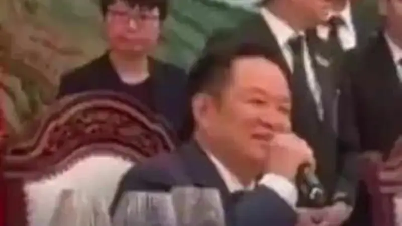 泰国总理访华期间唱中文歌《甜蜜蜜